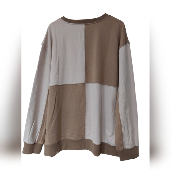 Discount Divas Colorblock Women's Top - Picture 2 of 4